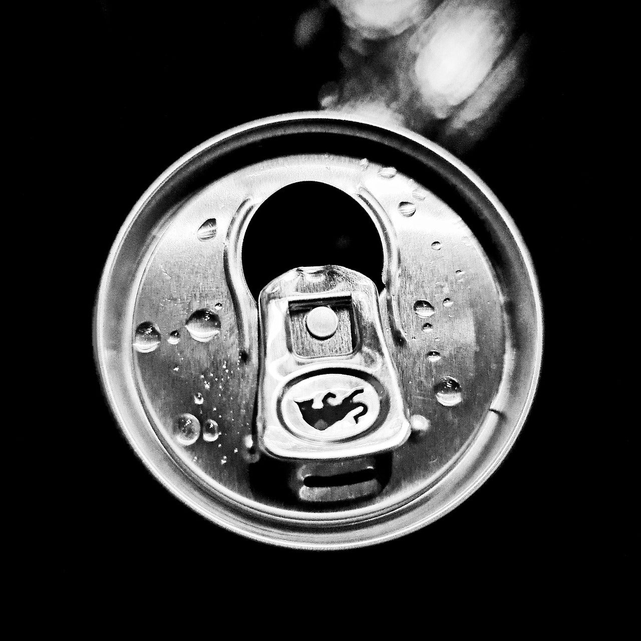 Électrolytes vs boissons énergétiques : lequel choisir ?